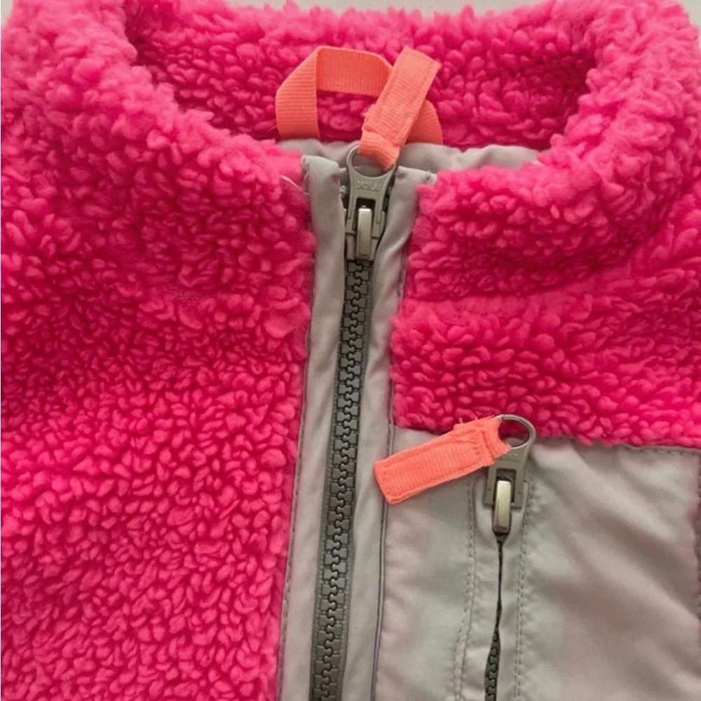 (NWOT) Carter’s Girl’s Pink Sherpa Vest, Size: 6